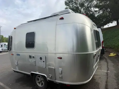 2023 Airstream Bambi 16RB — photo 4