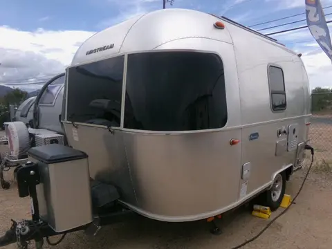 2023 Airstream Bambi 16RB — photo 3