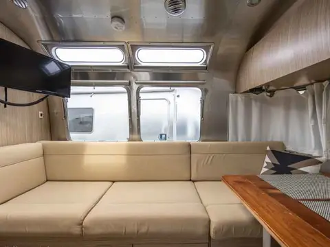 2018 Airstream Flying Cloud 23CB — photo 4