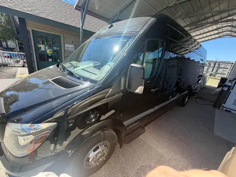 2018 Airstream Interstate — photo 2