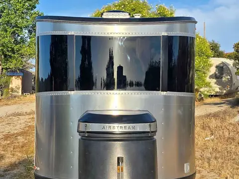2018 Airstream Basecamp — photo 2