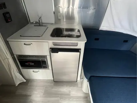 2024 Airstream Bambi — photo 4