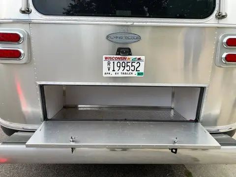 2016 Airstream Flying Cloud 28 ft — photo 5