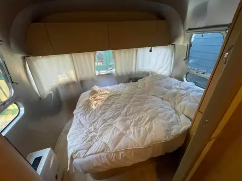 2013 Airstream Flying Cloud — photo 3