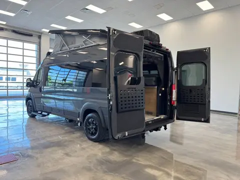 2026 Airstream Rangeline Pop Top — photo 5