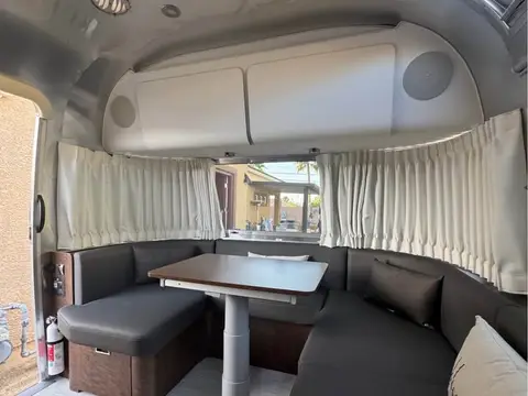 2024 Airstream Globetrotter — photo 5