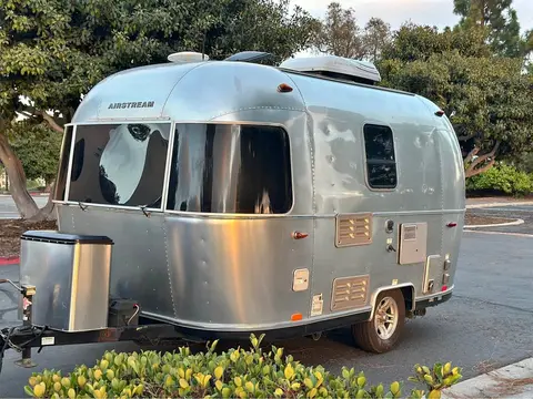 2017 Airstream Bambi 16 ft — photo 1
