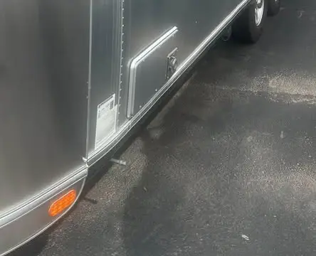 2019 Airstream Flying Cloud 26RB — photo 2