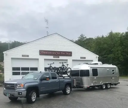 2023 Airstream Flying Cloud 23 ft — photo 4