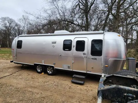 2005 Airstream Safari LS Slide Out 28SO — photo 1