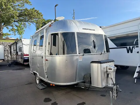2023 Airstream Bambi 16RB — photo 1
