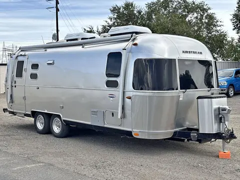 2017 Airstream International Serenity 25FB — photo 1