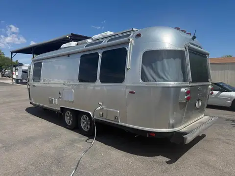 2018 Airstream Flying Cloud — photo 2