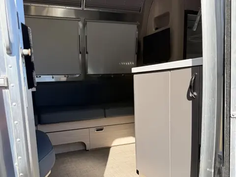 2021 Airstream Globetrotter — photo 5