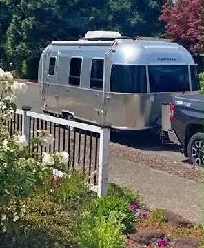 2020 Airstream Bambi 22FB — photo 2