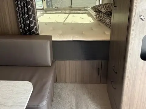 2023 Airstream Caravel 20FB — photo 4