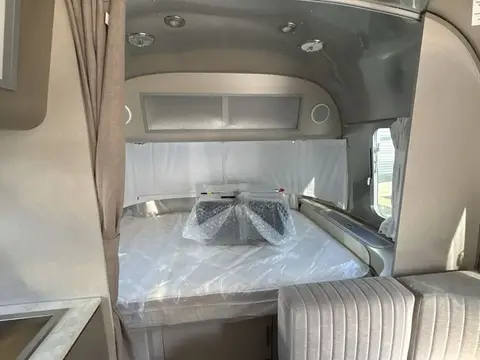 2026 Airstream Caravel 22FB; — photo 4
