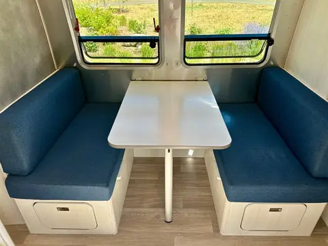2022 Airstream Bambi — photo 5