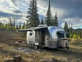 2004 Airstream Bambi 19 ft — photo 1