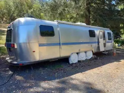 1994 Airstream Excella 1000 34 ft — photo 1