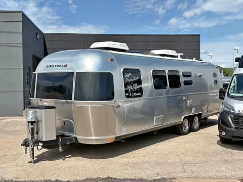 2019 Airstream Flying Cloud — photo 1