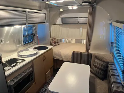 2014 Airstream Bambi — photo 5