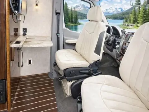 2016 Airstream Interstate — photo 4