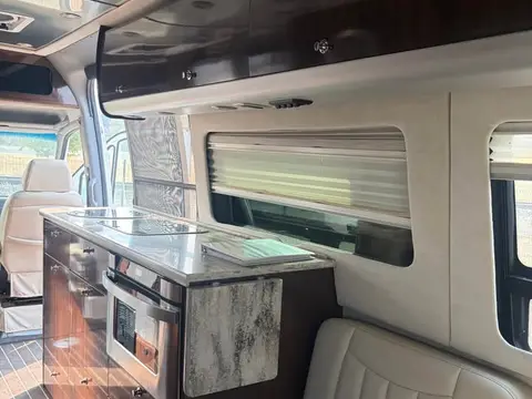 2015 Airstream Interstate — photo 5