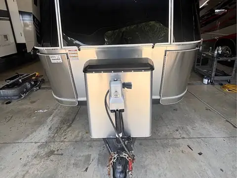 2018 Airstream International 30RB; — photo 1