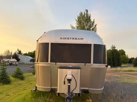 2016 Airstream International 30 ft — photo 2