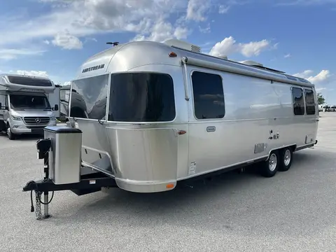 2023 Airstream Globetrotter 27FBQ; — photo 2