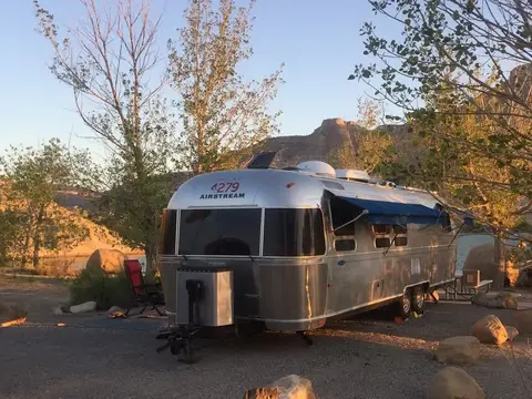 2005 Airstream Classic 30 ft — photo 2