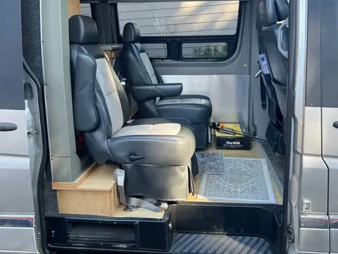 2010 Airstream Interstate — photo 4