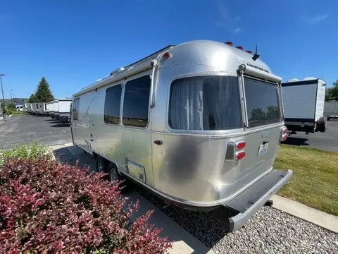2024 Airstream Globetrotter 25FB — photo 4
