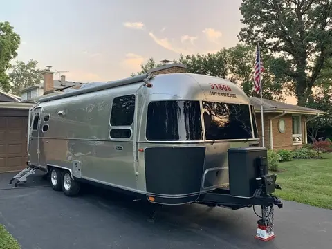 2022 Airstream Flying Cloud 27FBQ; — photo 1
