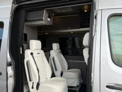 2020 Airstream Interstate GL24 — photo 5