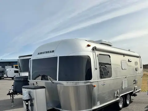 2019 Airstream International Serenity 23FB — photo 1
