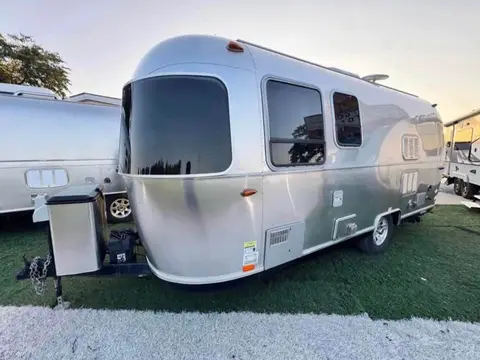 2019 Airstream Bambi — photo 4