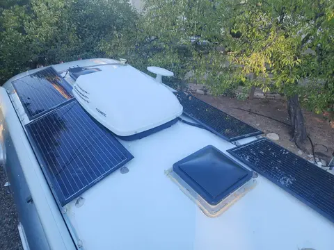 2022 Airstream Caravel 22 ft 2 in — photo 4