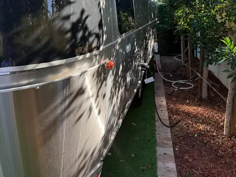 2023 Airstream Flying Cloud 23FB — photo 4