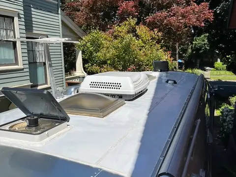 2014 Airstream International Serenity 27 ft — photo 5