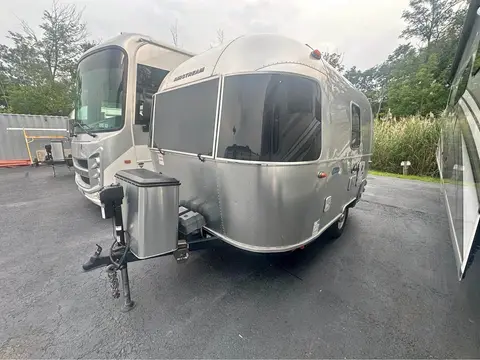 2024 Airstream Bambi 16RB — photo 1