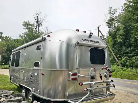 2020 Airstream Flying Cloud 23 CBB; — photo 1