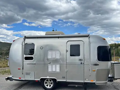 2008 Airstream Bambi 19 ft — photo 1