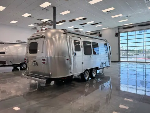 2026 Airstream Flying Cloud 23FBT; — photo 2