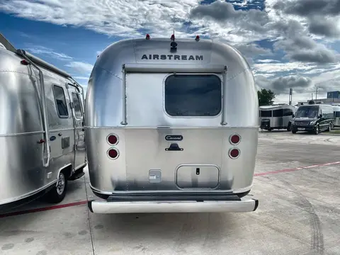2024 Airstream Caravel — photo 4