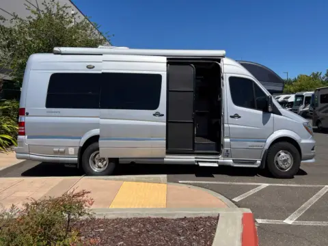 2016 Airstream Interstate 24GT — photo 2