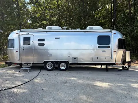 2024 Airstream Globetrotter — photo 2