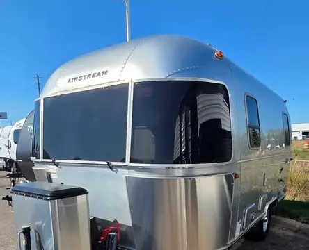 2023 Airstream Bambi 19CB — photo 2