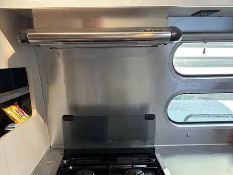 2024 Airstream Flying Cloud — photo 4